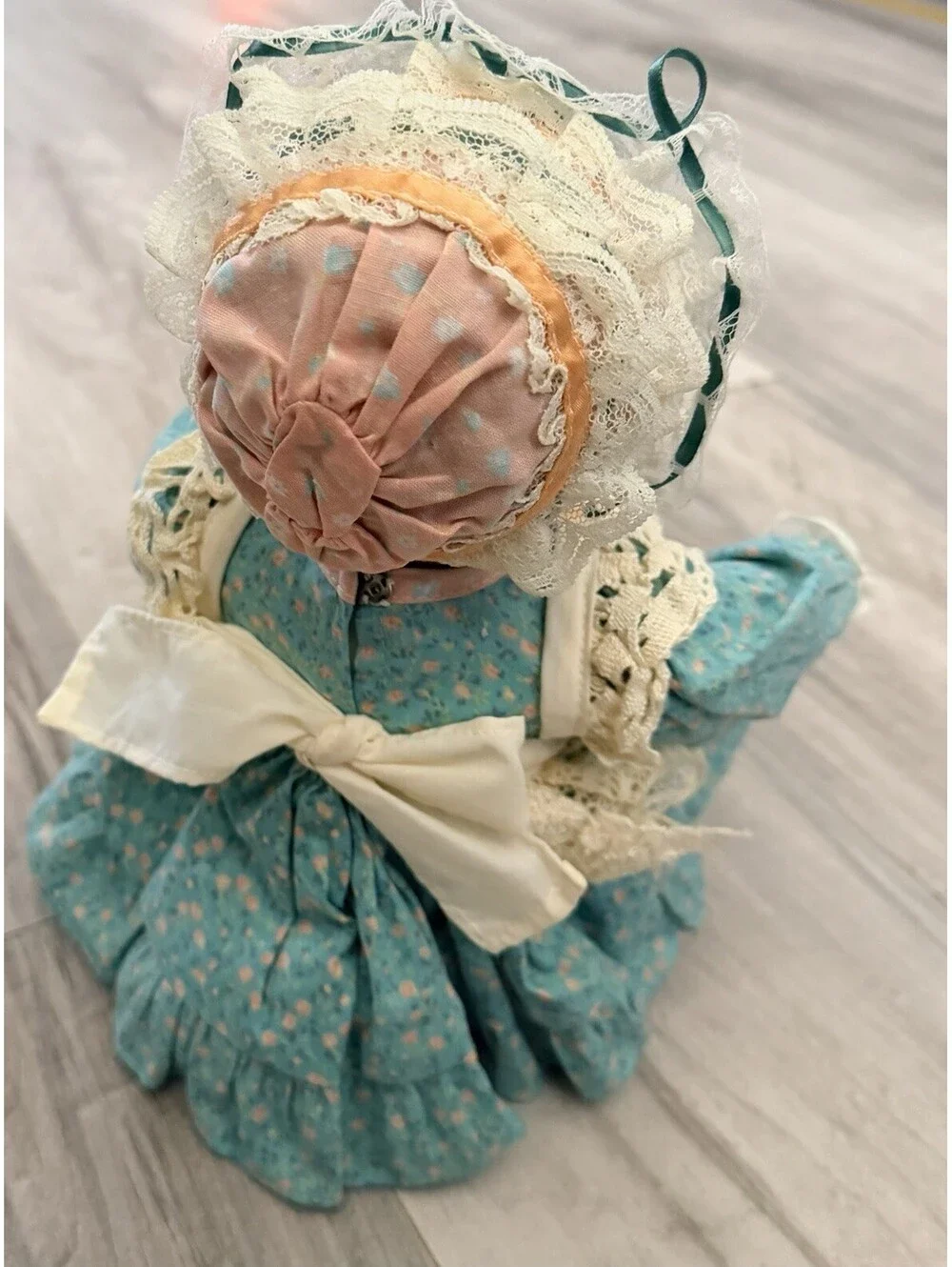 Ashton Drake Knowles DANIELLE Porcelain Baby Doll Yolanda Bello Vintage 90s Doll